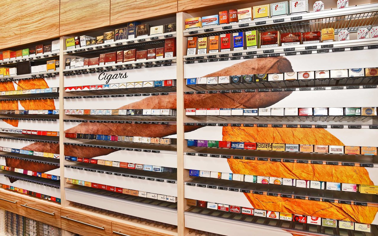 BlackSky SHELF - Zigarettenregal mit individuell gestaltbaren Covern